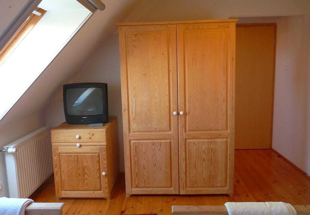 Aranyhaz Apartmanszallas Tihany Chambre photo